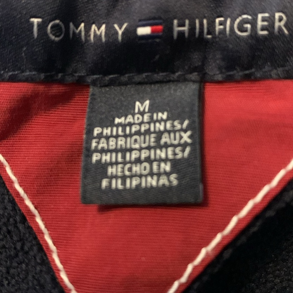 Tommy Hilfiger Jacket with Concealed Hood, size medium. Like Garnet in color - Picture 14 of 16